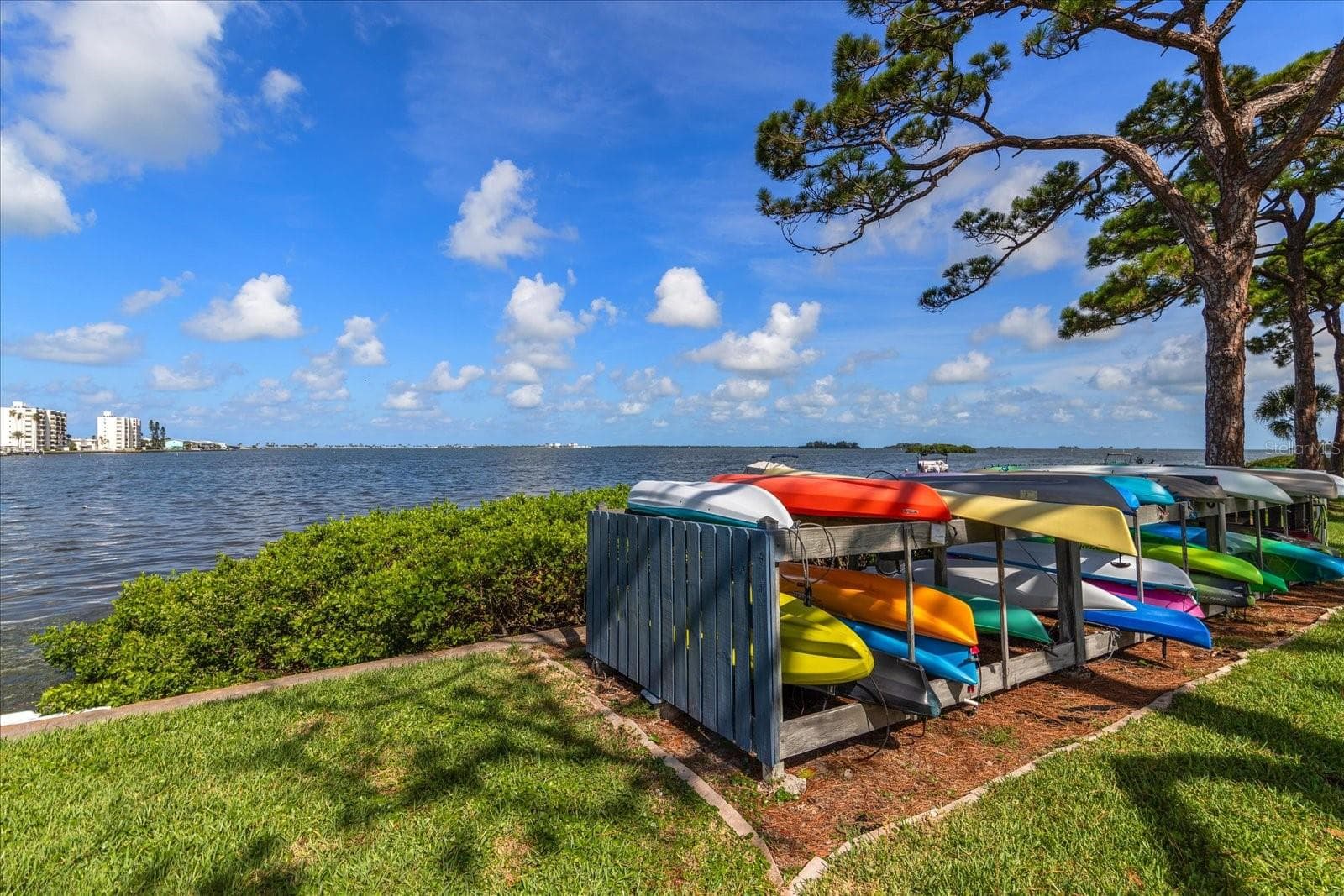 Condominium at 2700 BAYSHORE BLVD #11404, DUNEDIN, photo 27 of 35