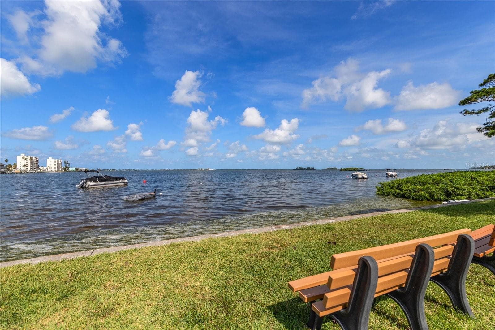 Condominium at 2700 BAYSHORE BLVD #11404, DUNEDIN, photo 28 of 35