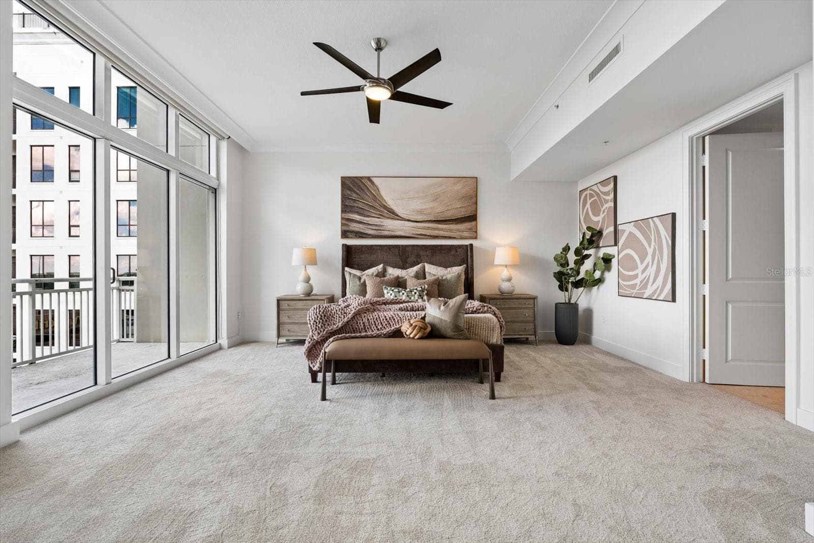 Oversized primary ensuite bedroom with private covered balcony - 1350 MAIN ST #1703, SARASOTA
