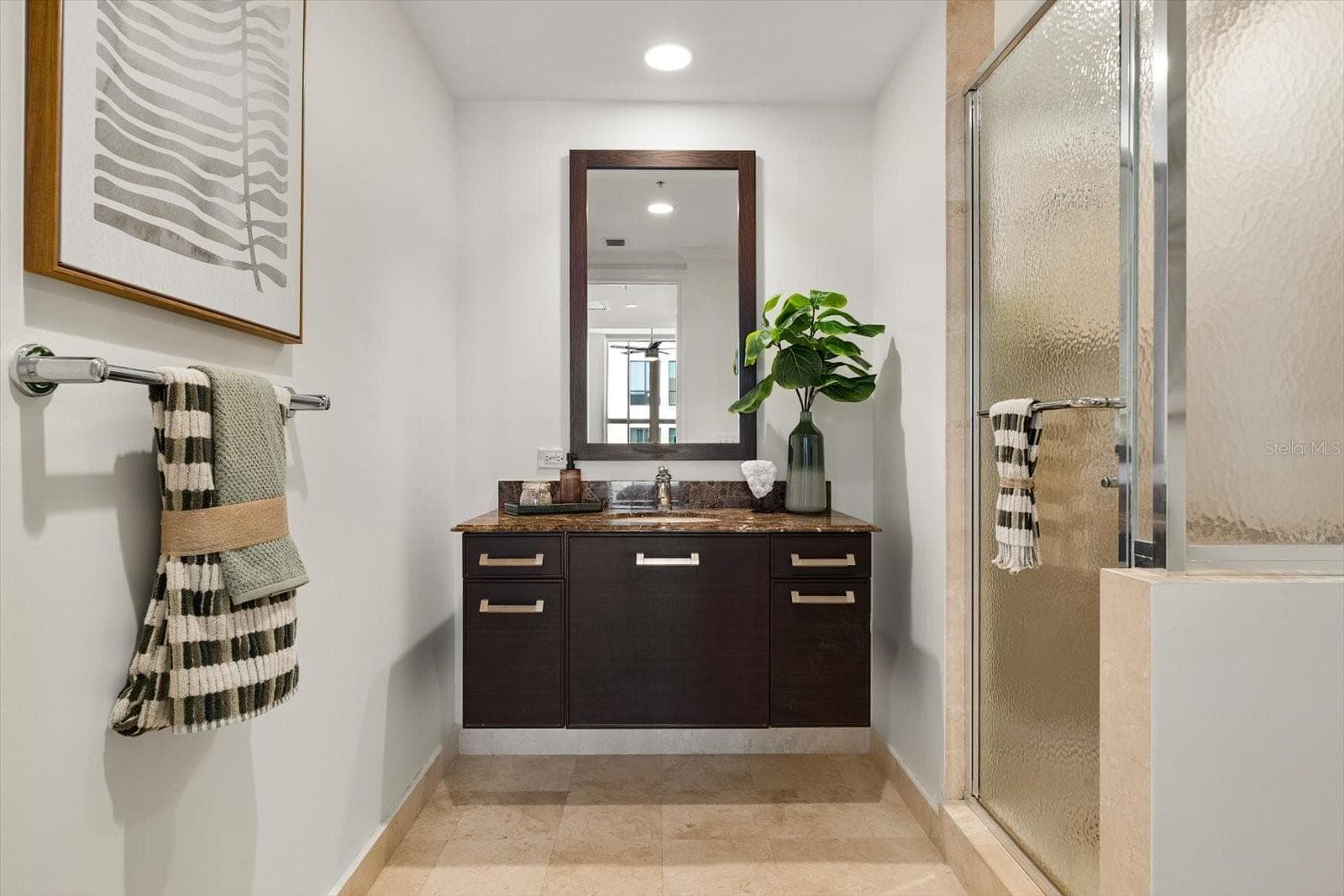 Guest bathroom - 1350 MAIN ST #1703, SARASOTA