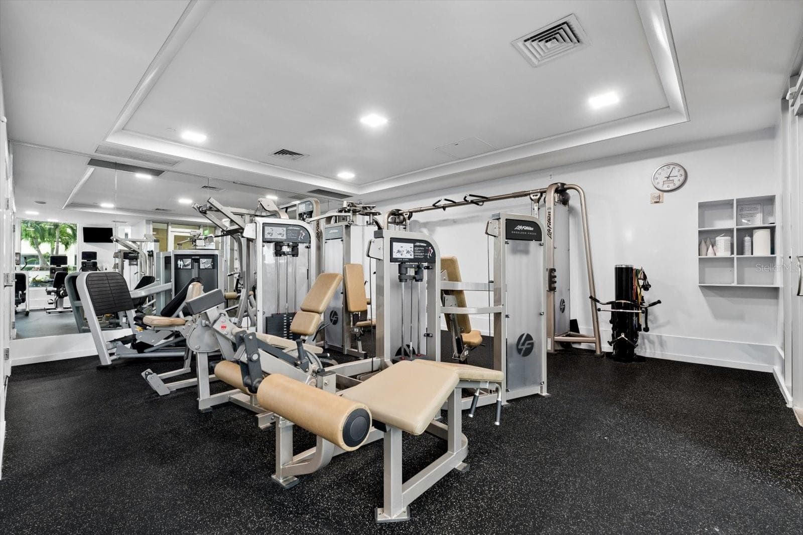 Fitness center - 1350 MAIN ST #1703, SARASOTA