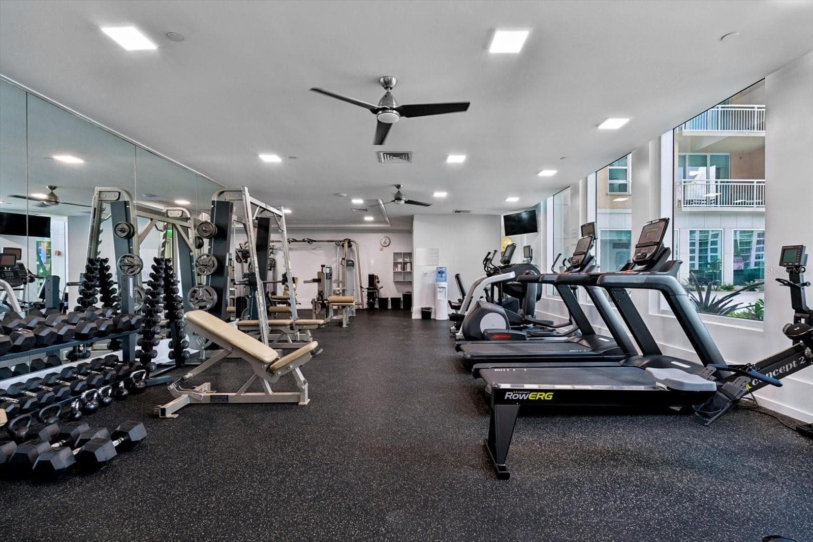 Fitness center - 1350 MAIN ST #1703, SARASOTA