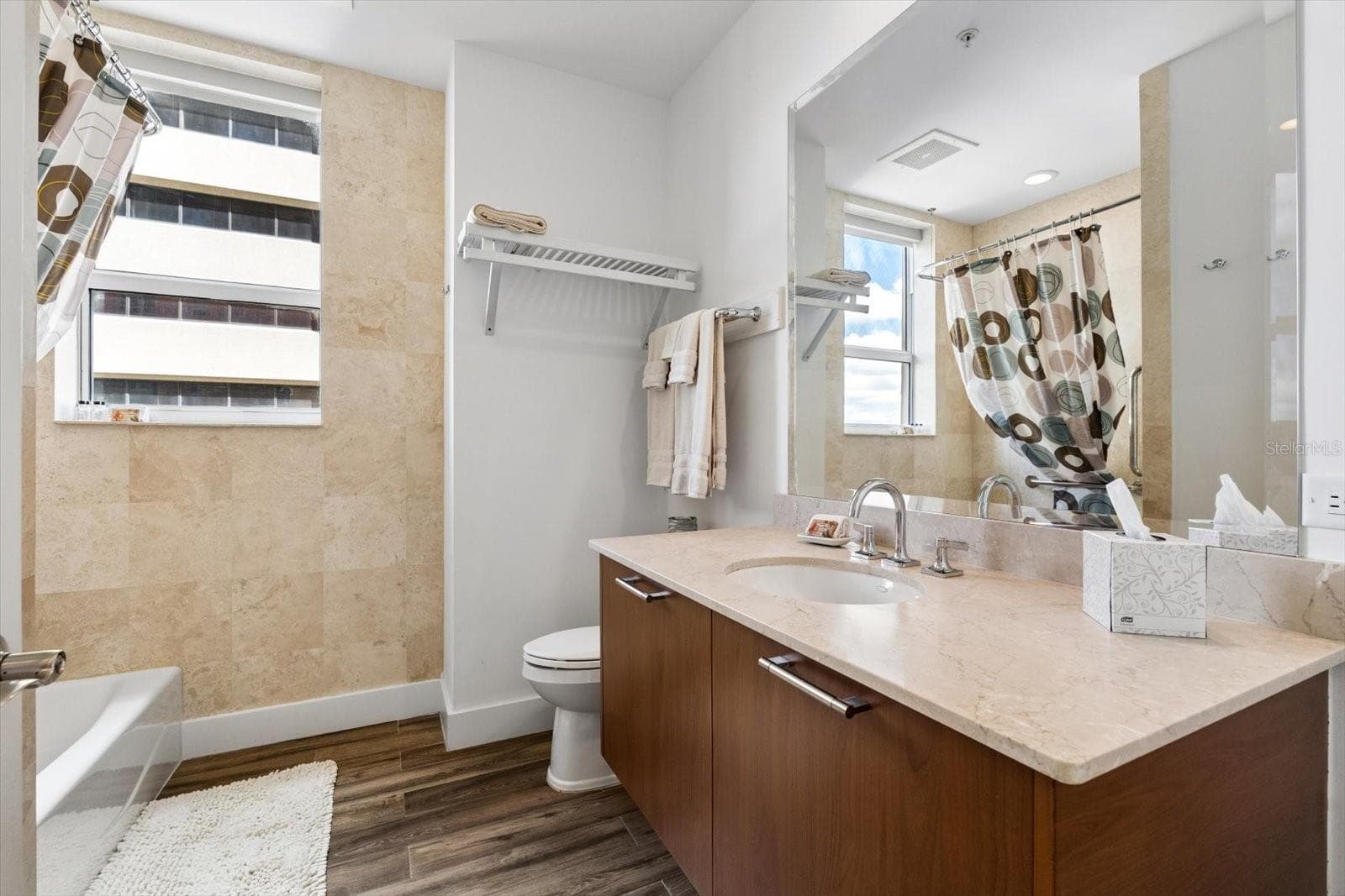 Cabana ensuite bathroom - 1350 MAIN ST #1703, SARASOTA