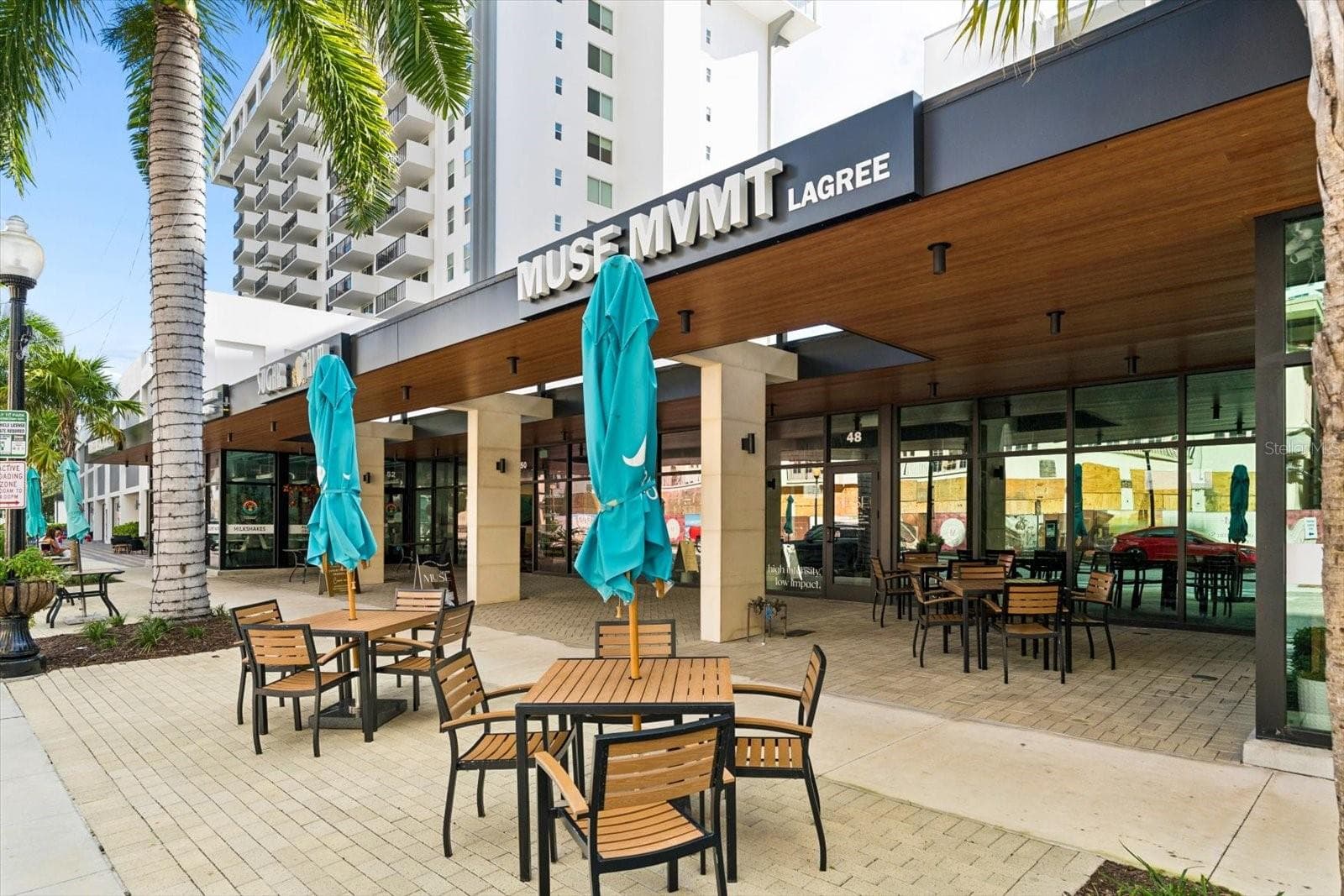 Shopping & dining outside your building - 1350 MAIN ST #1703, SARASOTA