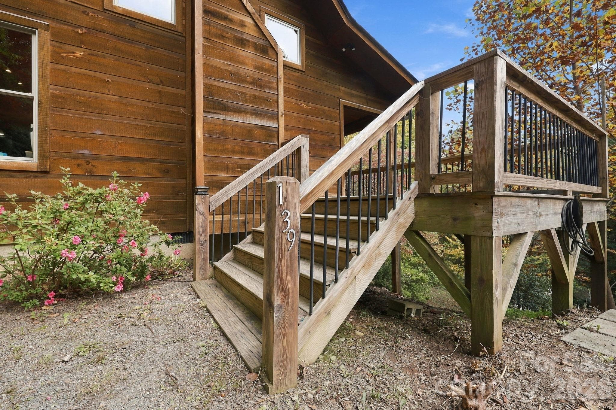 Single Family Residence at 139 Lakey Gap Acres None, Black Mountain, photo 3 of 43