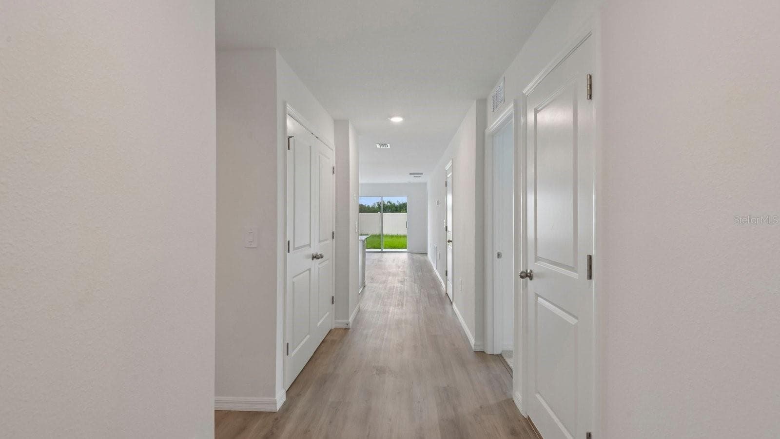 Single Family Residence at 12091 ISLE ROYALE DR, HUDSON, photo 5 of 11