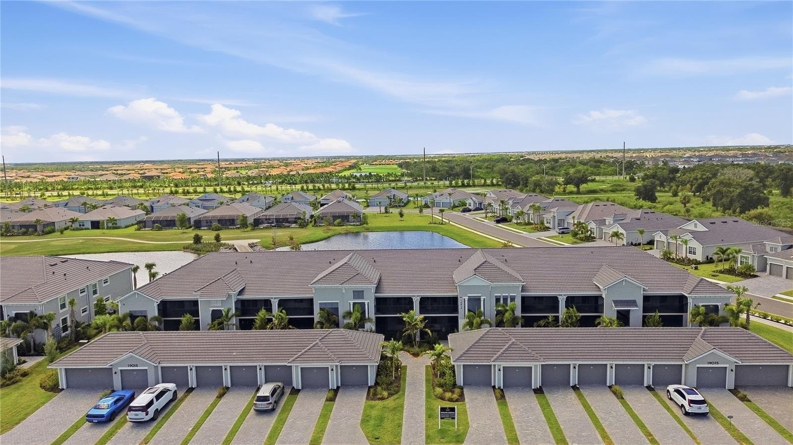 Condominium at 18911 SCALLOP LOOP #103, LAKEWOOD RANCH, photo 42 of 47