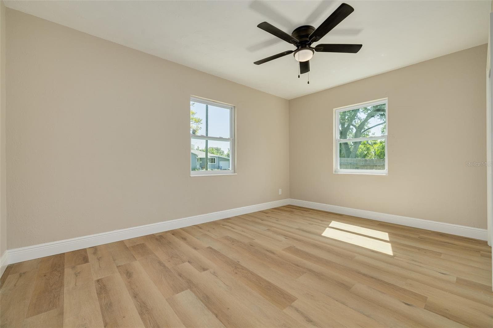 Single Family Residence at 3138 YALE ST N, ST PETERSBURG, photo 14 of 37