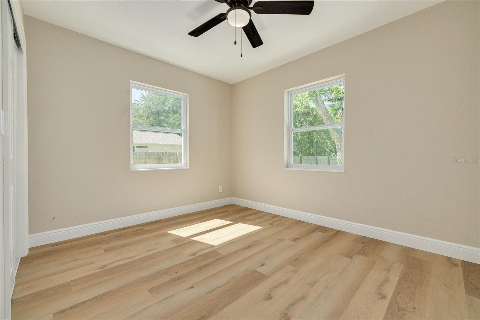 Single Family Residence at 3138 YALE ST N, ST PETERSBURG, photo 18 of 37