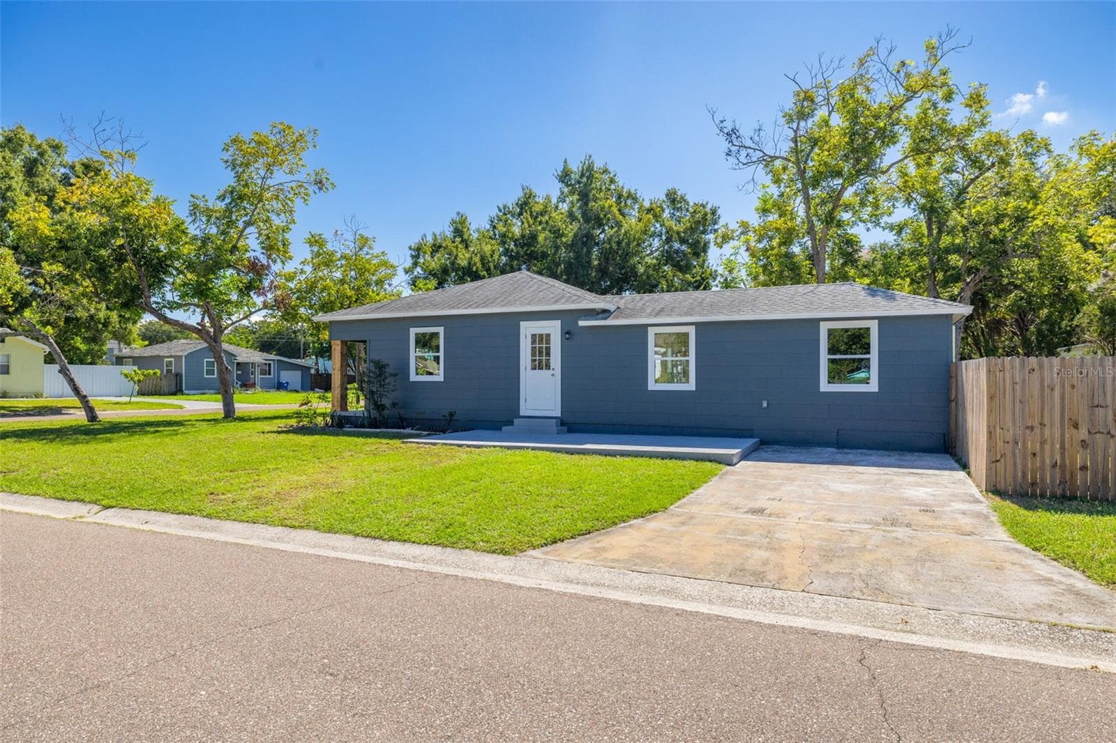 Single Family Residence at 3138 YALE ST N, ST PETERSBURG, photo 30 of 37