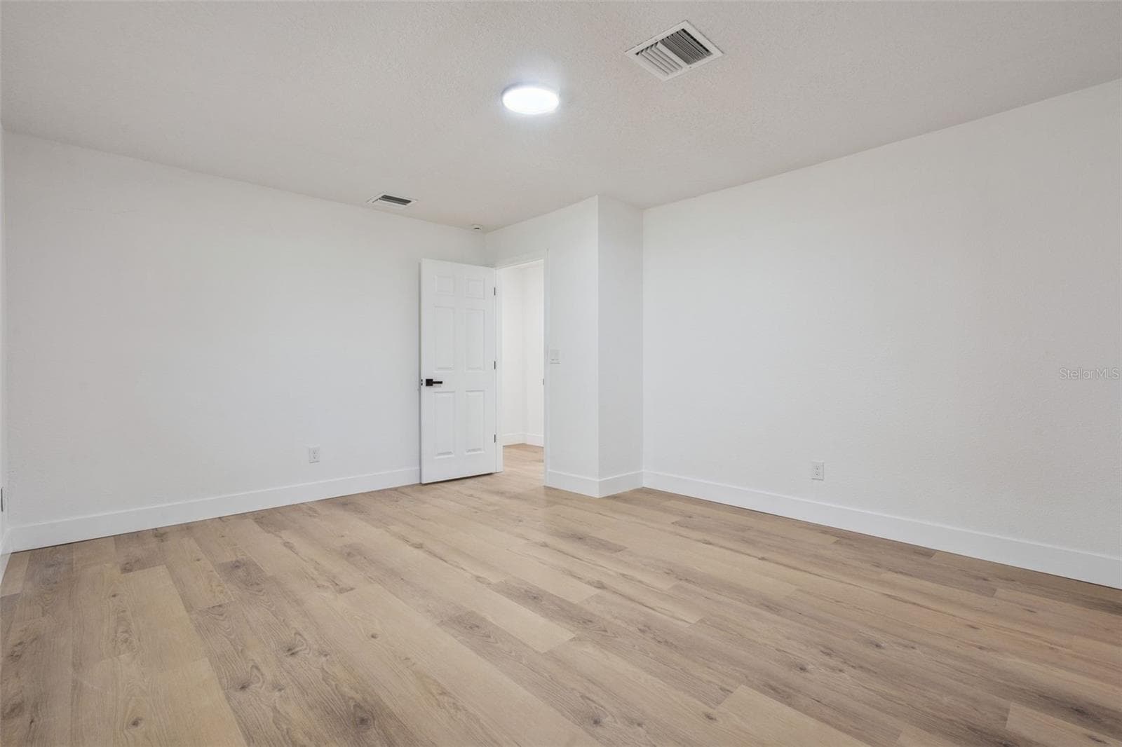Single Family Residence at 5665 E SHADY ACRES DR, INVERNESS, photo 11 of 27