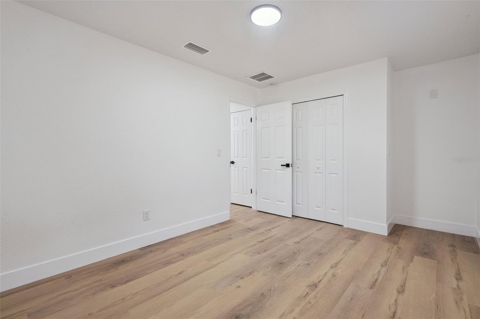 Single Family Residence at 5665 E SHADY ACRES DR, INVERNESS, photo 12 of 27