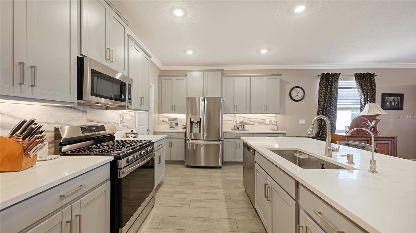 Kitchen - 11719 LILAC PEARL LN, PARRISH