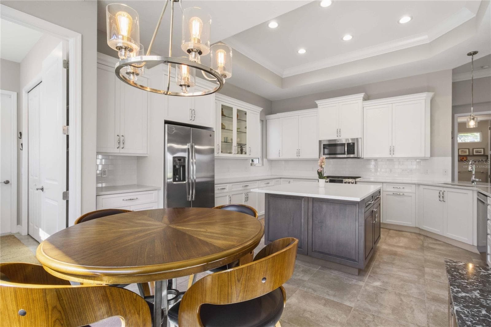 Virtually Staged - 5003 TOBERMORY WAY, BRADENTON