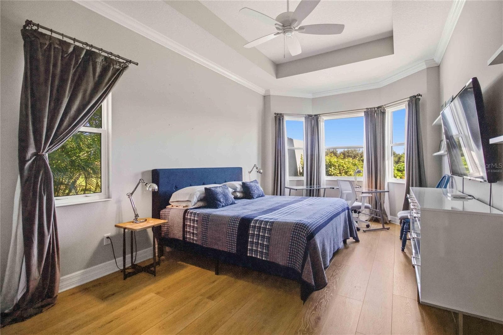 Virtually Staged - 5003 TOBERMORY WAY, BRADENTON