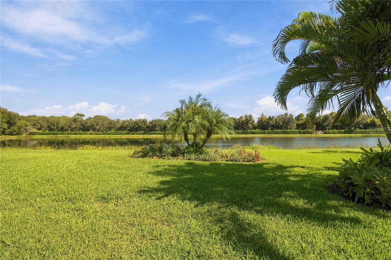 Virtually Staged - 5003 TOBERMORY WAY, BRADENTON