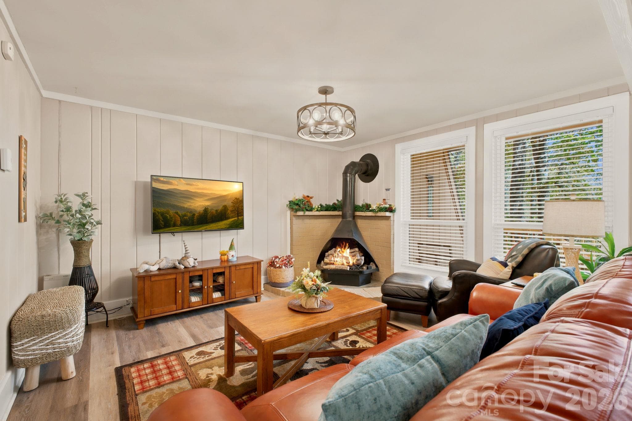 Condominium at 220 Charter Hills Road, Beech Mountain, photo 2 of 39
