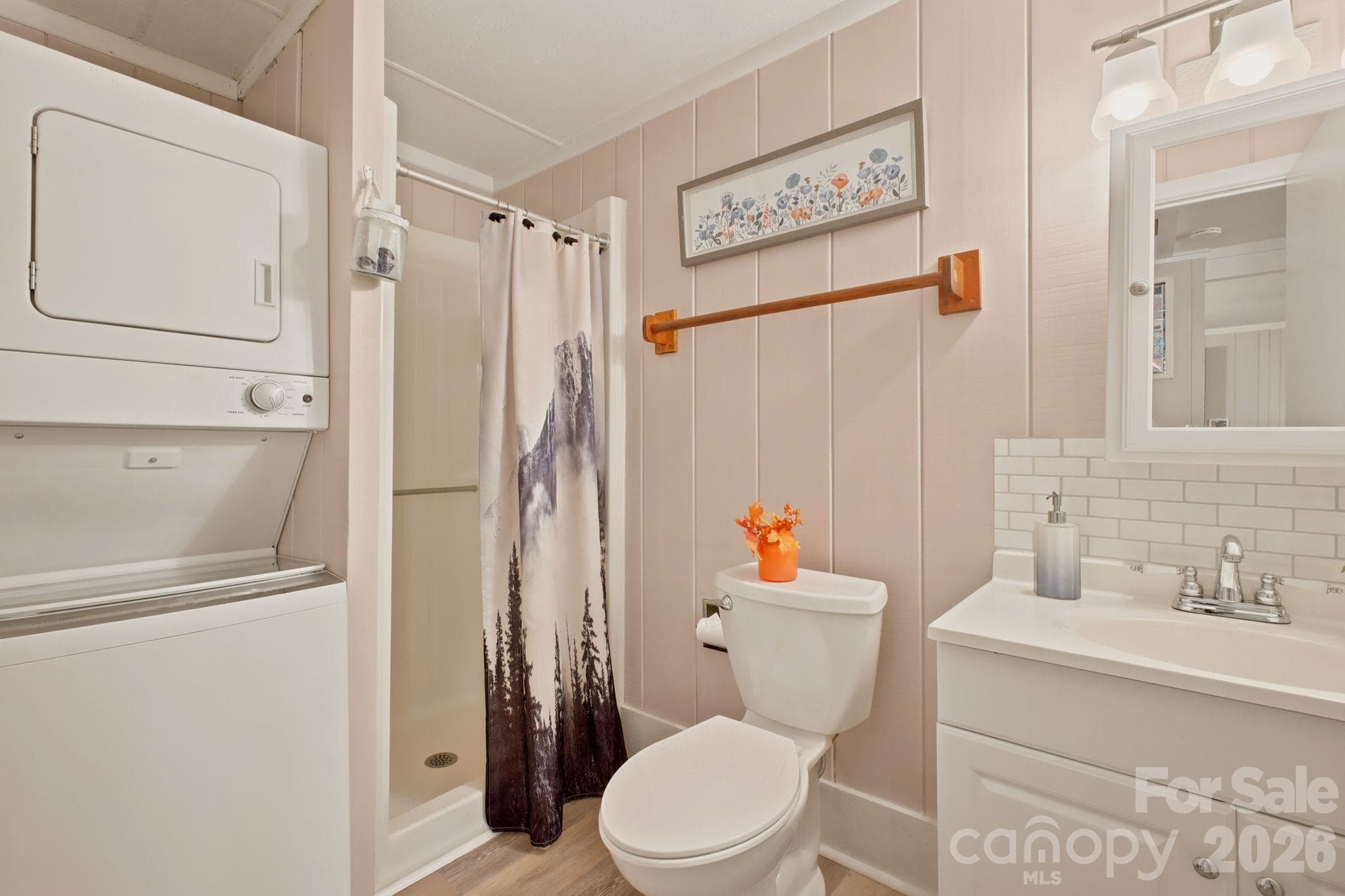 Condominium at 220 Charter Hills Road, Beech Mountain, photo 5 of 39