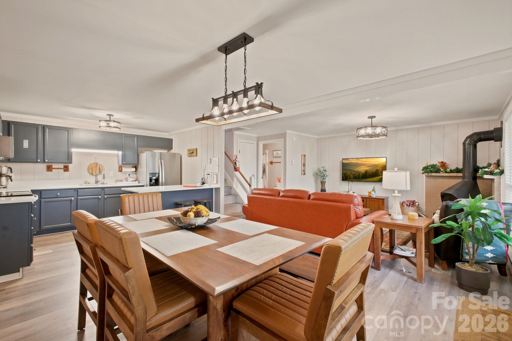 Condominium at 220 Charter Hills Road, Beech Mountain, photo 7 of 39