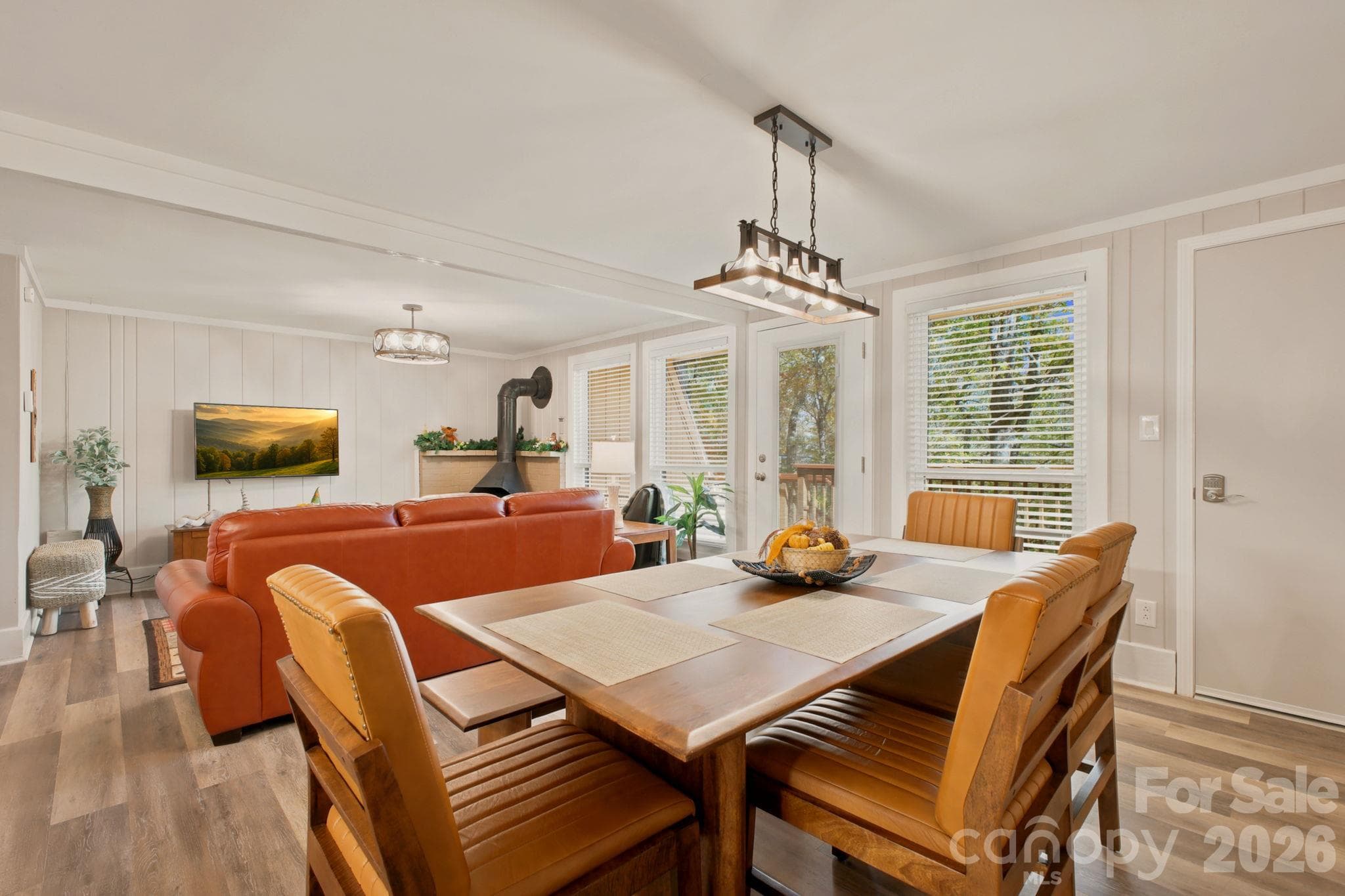 Condominium at 220 Charter Hills Road, Beech Mountain, photo 8 of 39