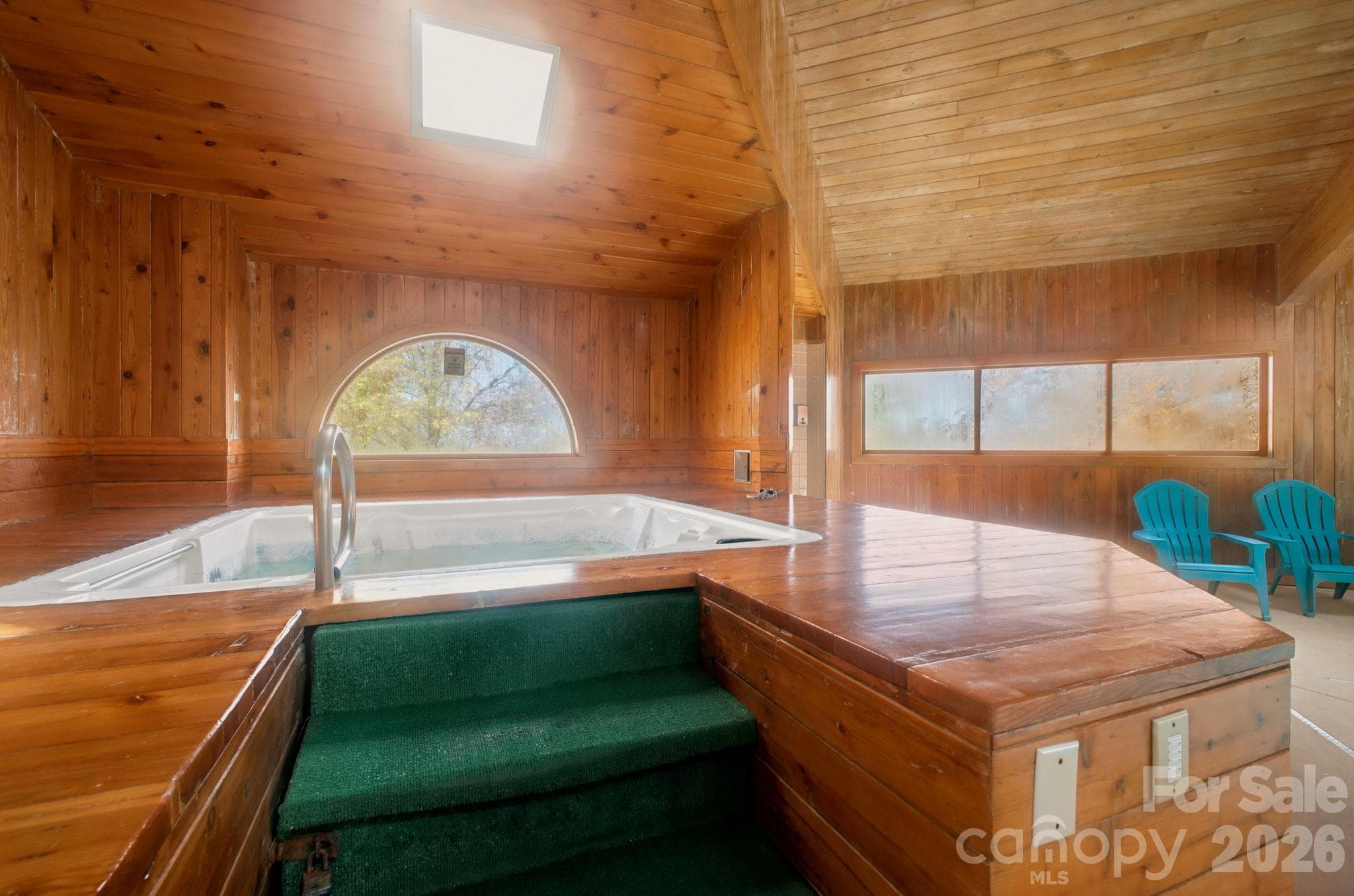 Community Hot Tub - 220 Charter Hills Road, Beech Mountain