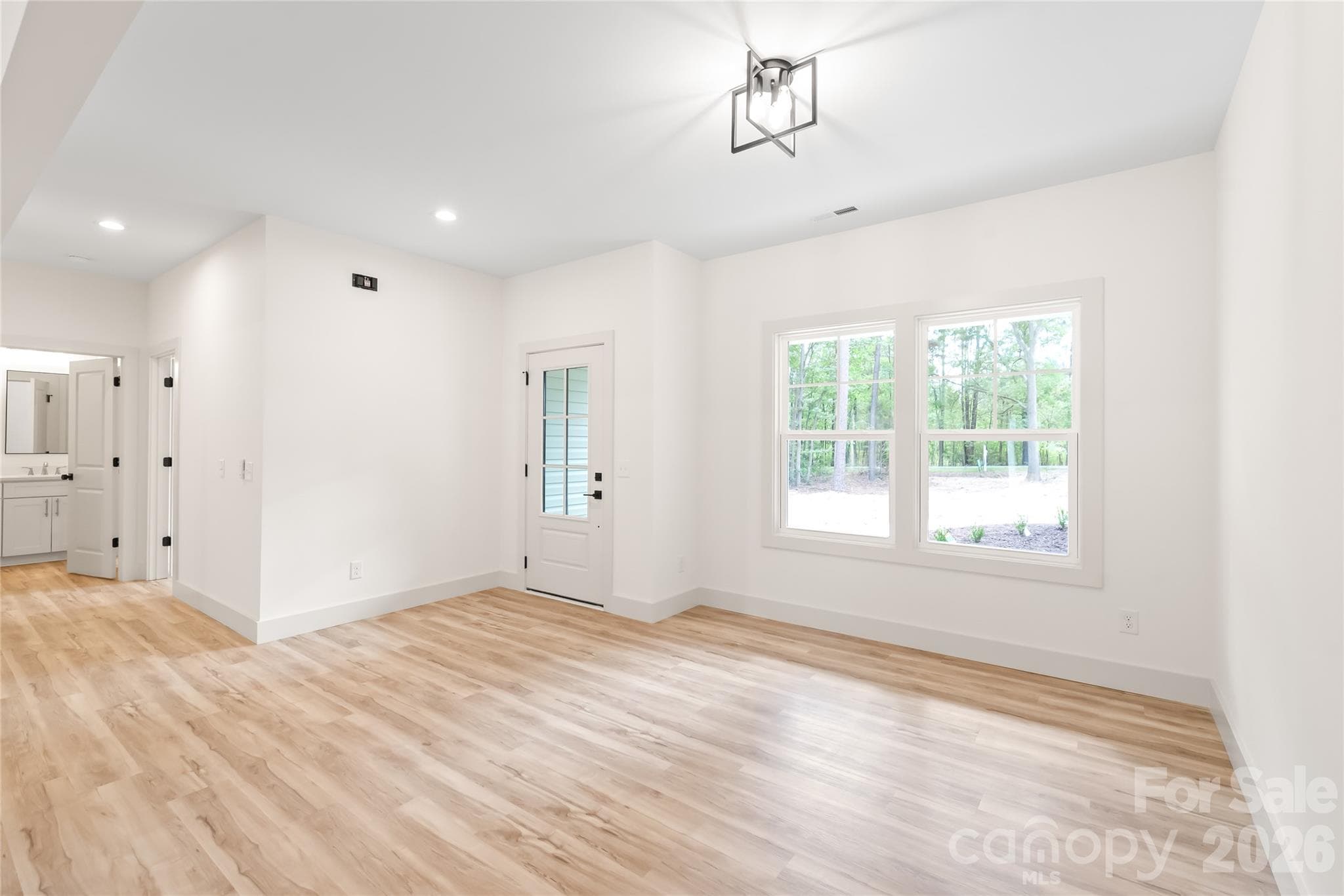Single Family Residence at 4205 Pigg Mattox Road, Monroe, photo 6 of 42