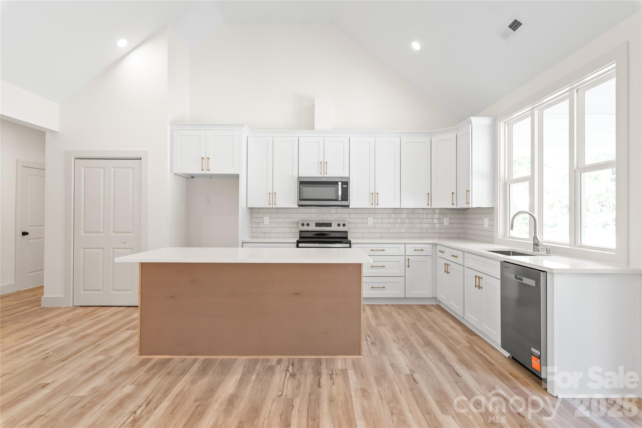Single Family Residence at 4205 Pigg Mattox Road, Monroe, photo 10 of 42