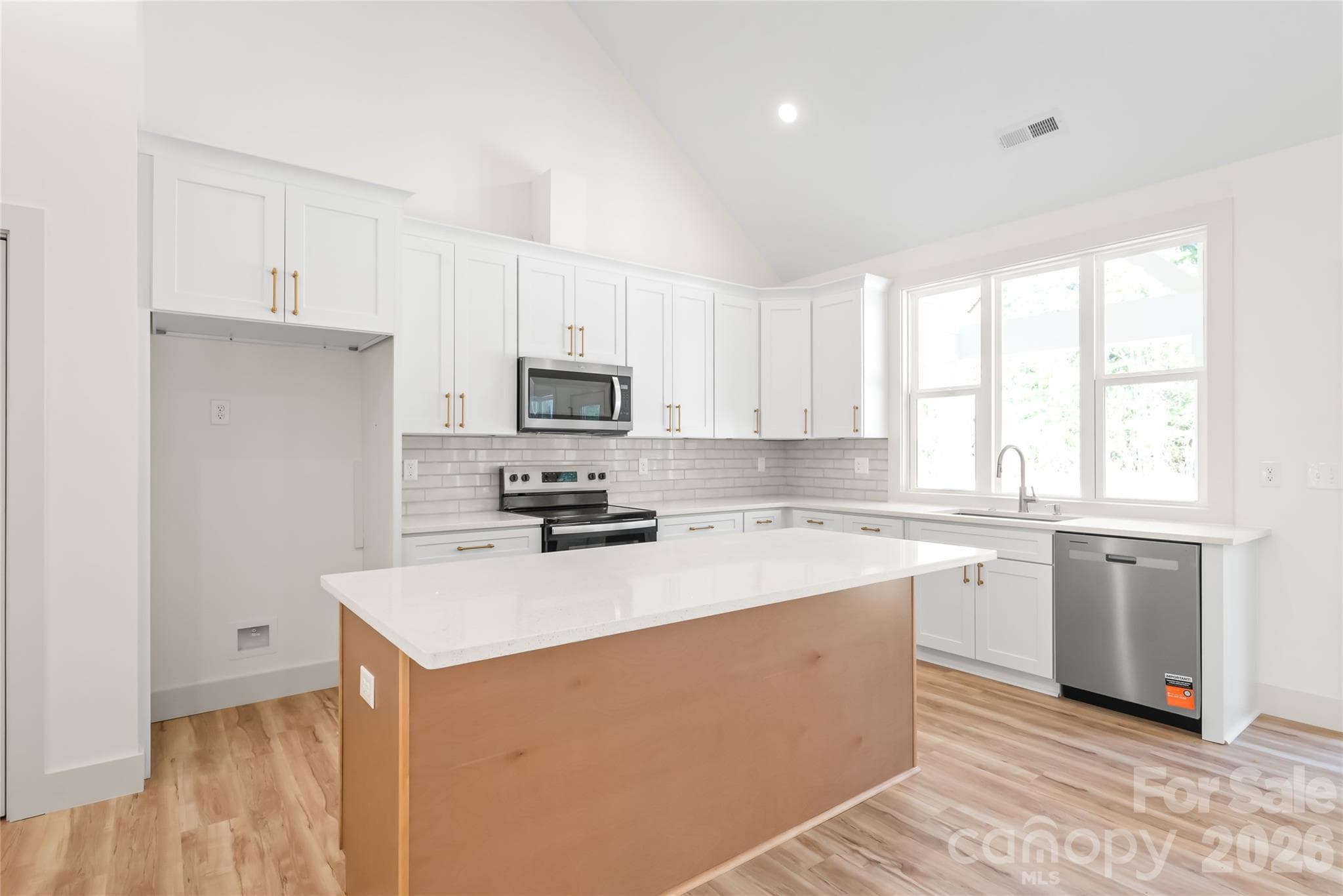 Single Family Residence at 4205 Pigg Mattox Road, Monroe, photo 11 of 42