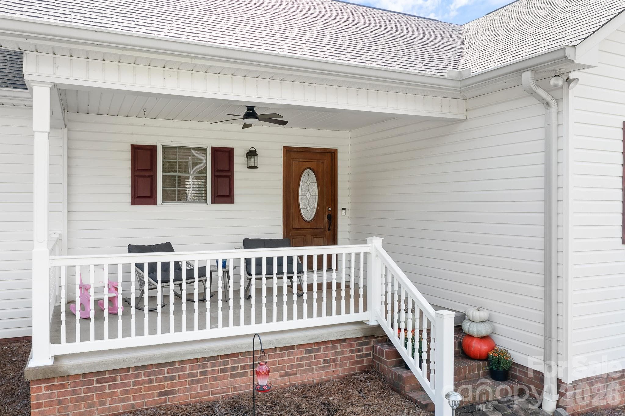 Single Family Residence at 161 Cherry Blossom Lane, Stony Point, photo 6 of 42