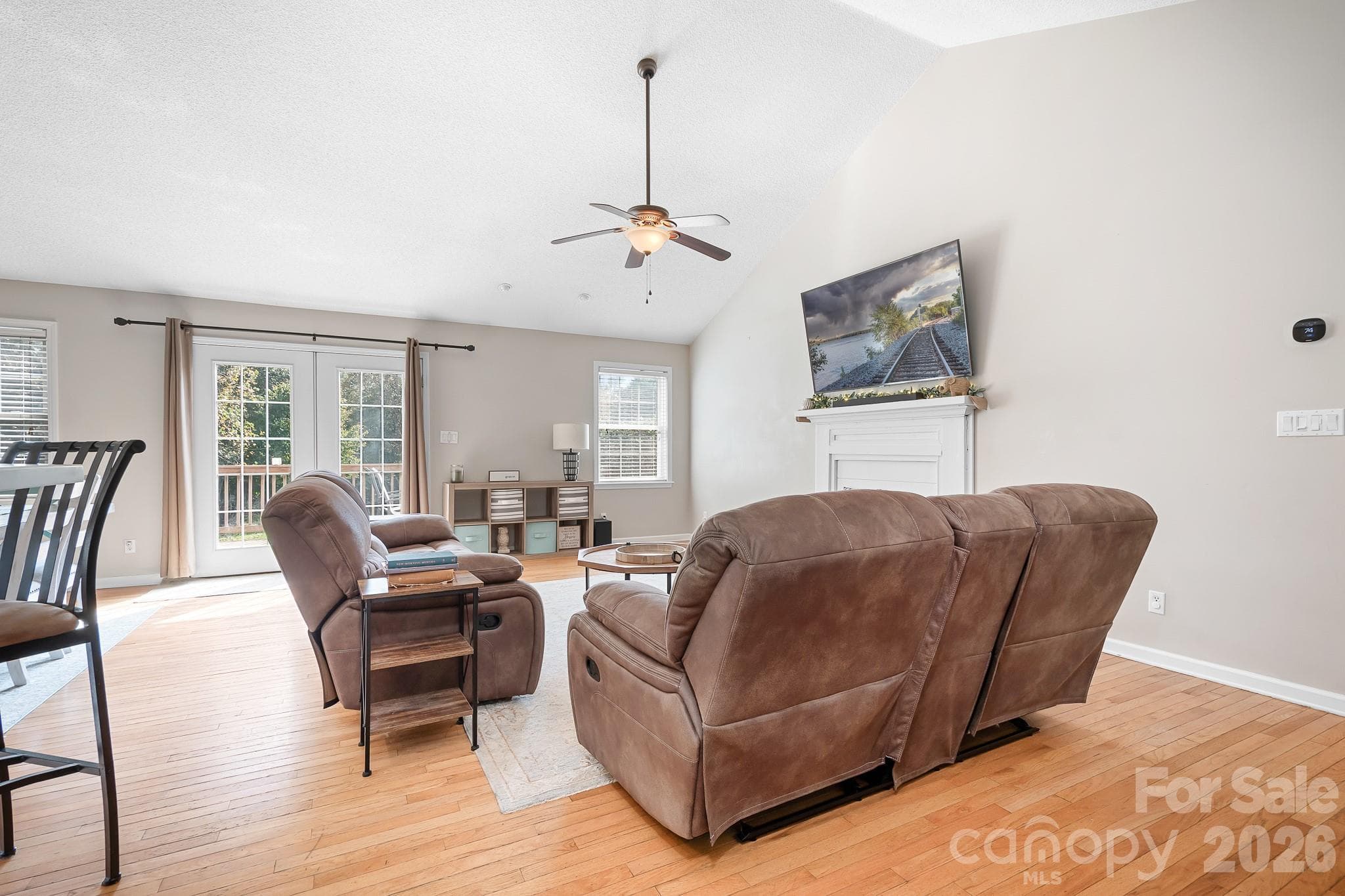 Single Family Residence at 161 Cherry Blossom Lane, Stony Point, photo 7 of 42