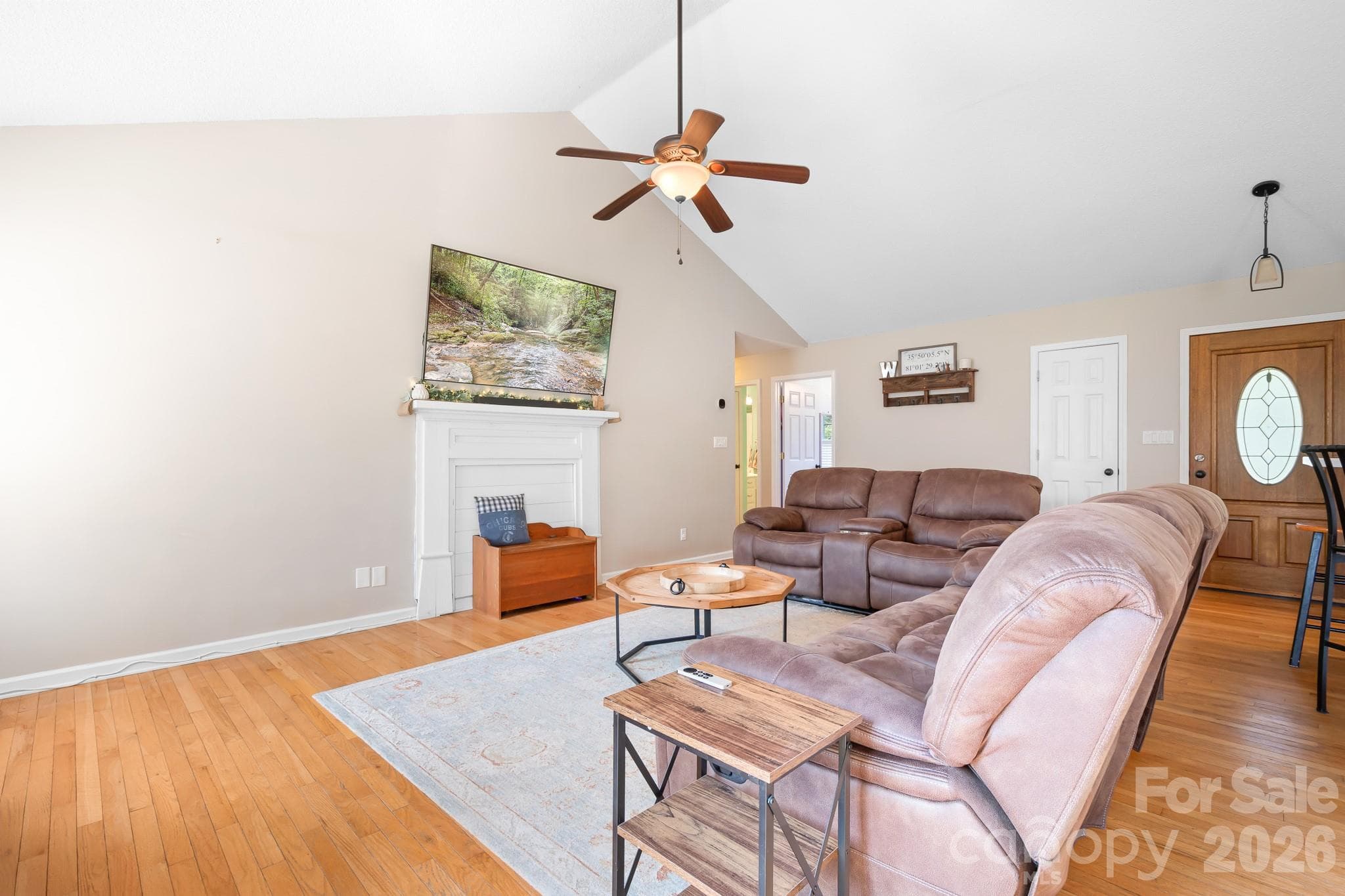 Single Family Residence at 161 Cherry Blossom Lane, Stony Point, photo 9 of 42