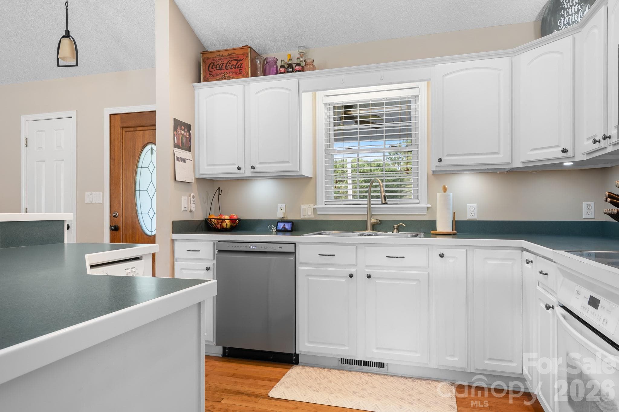 Single Family Residence at 161 Cherry Blossom Lane, Stony Point, photo 13 of 42
