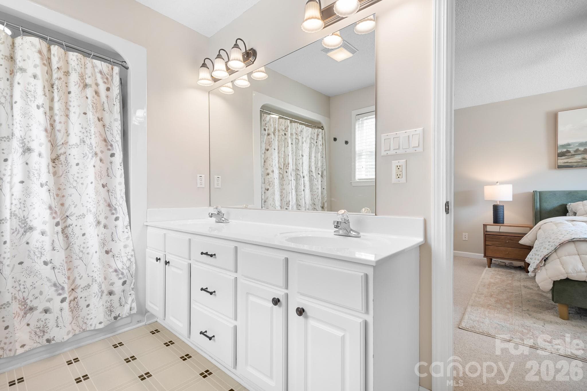 Single Family Residence at 161 Cherry Blossom Lane, Stony Point, photo 20 of 42