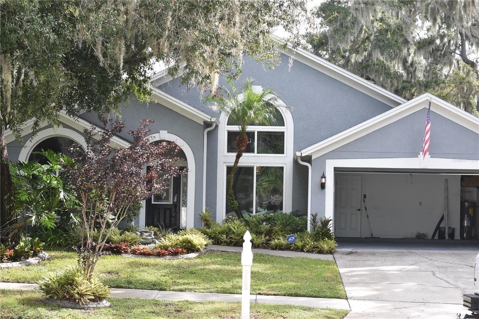 Single Family Residence at 4605 OAK RIVER CIR, VALRICO, photo 43 of 49