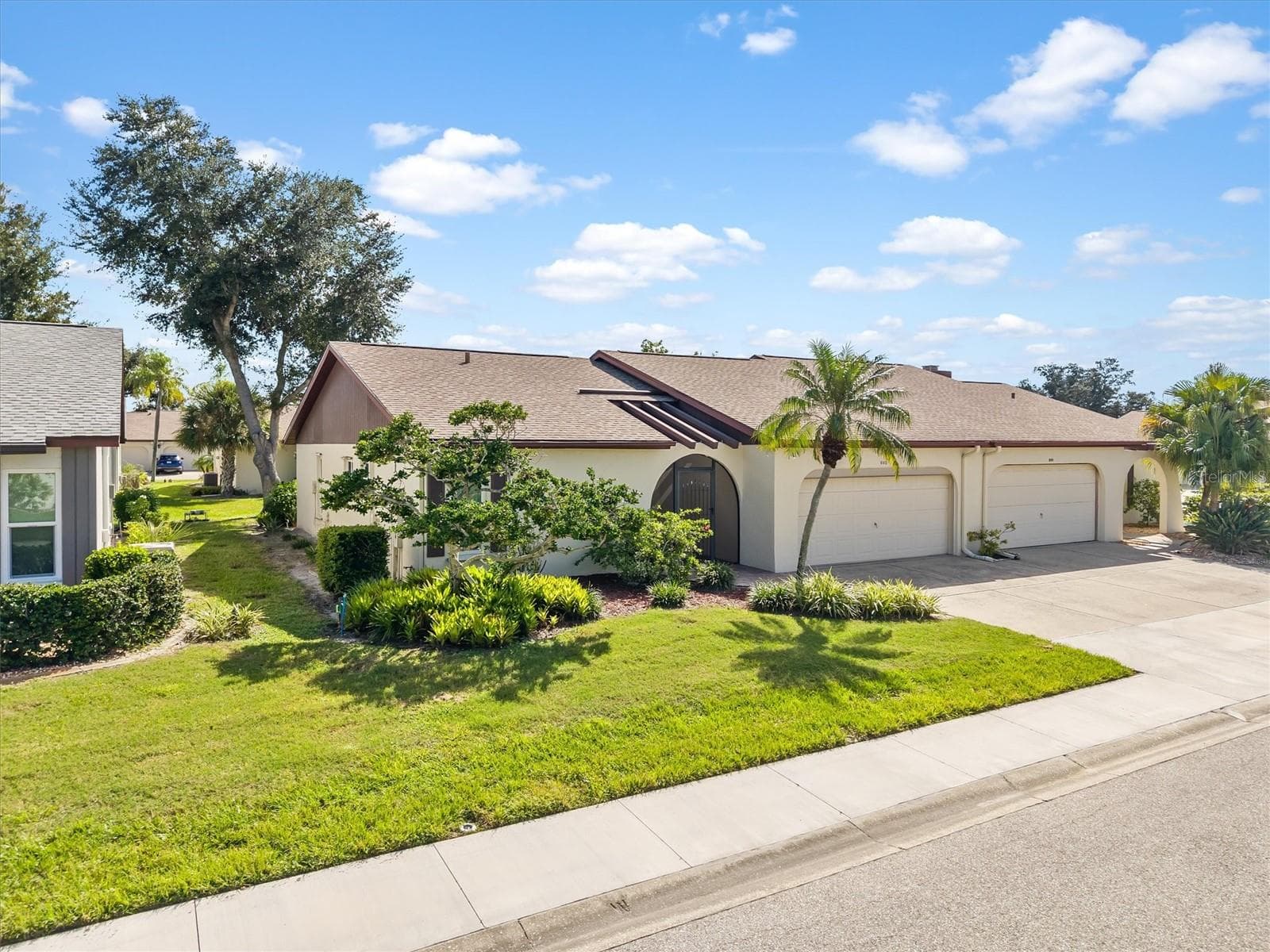 602 DOGWOOD AVE