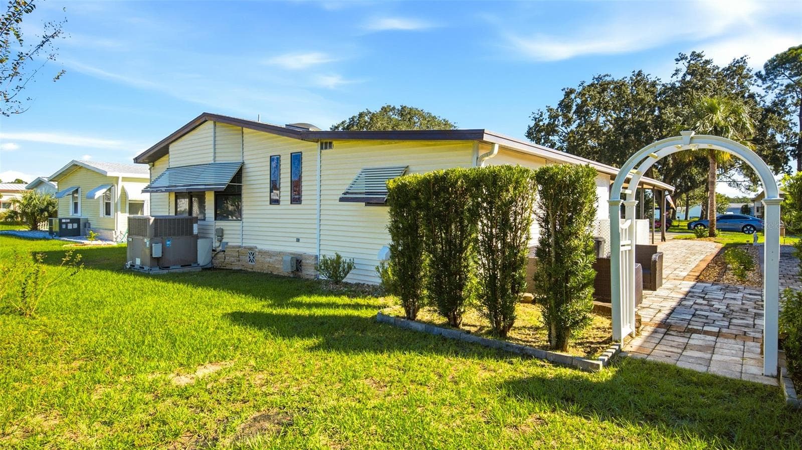 Manufactured Home at 113 JACKSON PARK AVE, DAVENPORT, photo 23 of 38
