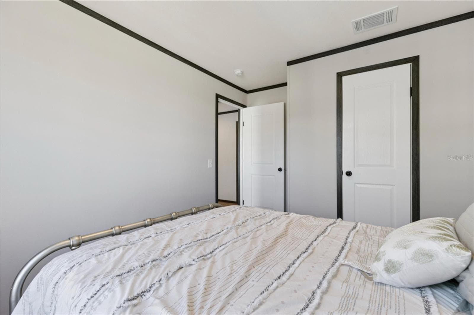 Manufactured Home at 1636 MISTLETOE ST, BUNNELL, photo 32 of 51
