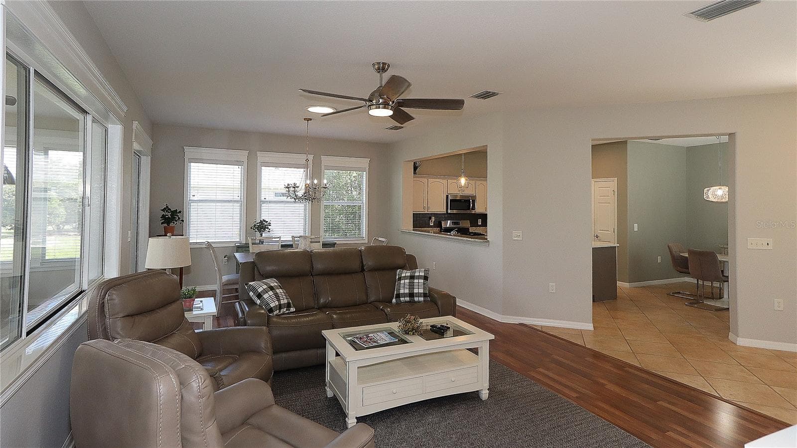 Living Room/Dining Combo - 9261 SE 124TH PL, SUMMERFIELD