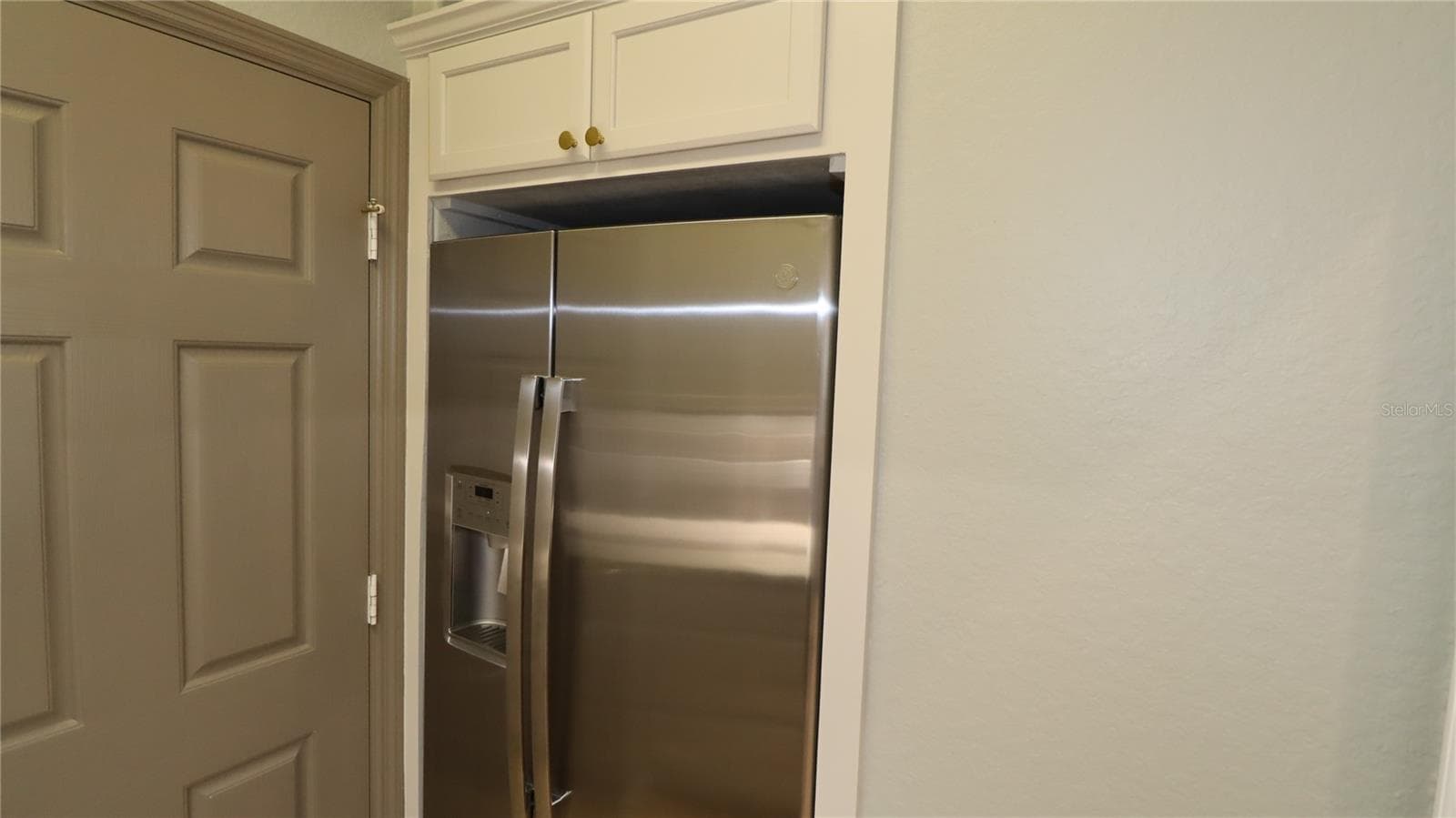 Butler's Pantry - 9261 SE 124TH PL, SUMMERFIELD