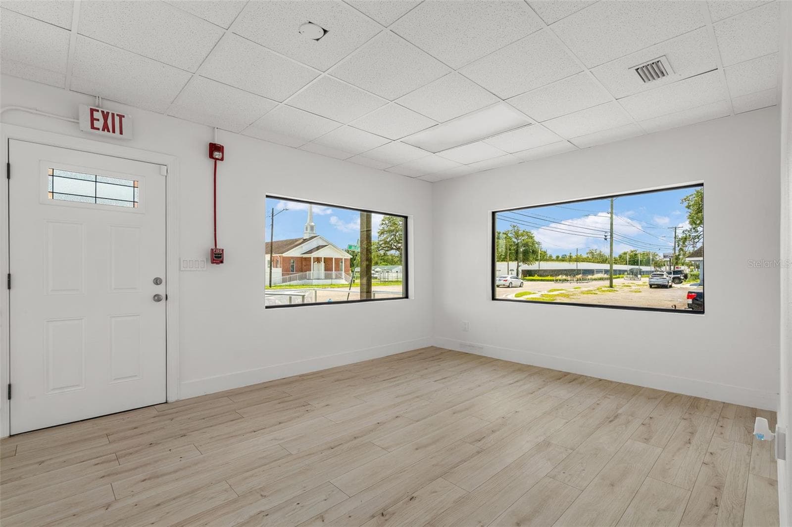Office at 10302 N NEBRASKA AVE, TAMPA, photo 10 of 26