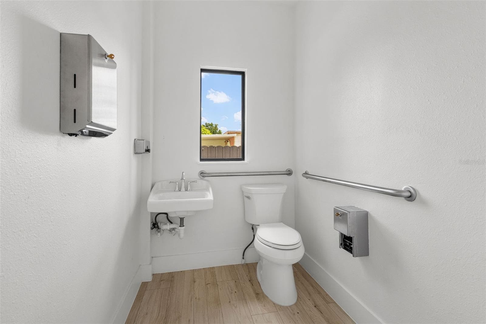 Office at 10302 N NEBRASKA AVE, TAMPA, photo 13 of 26
