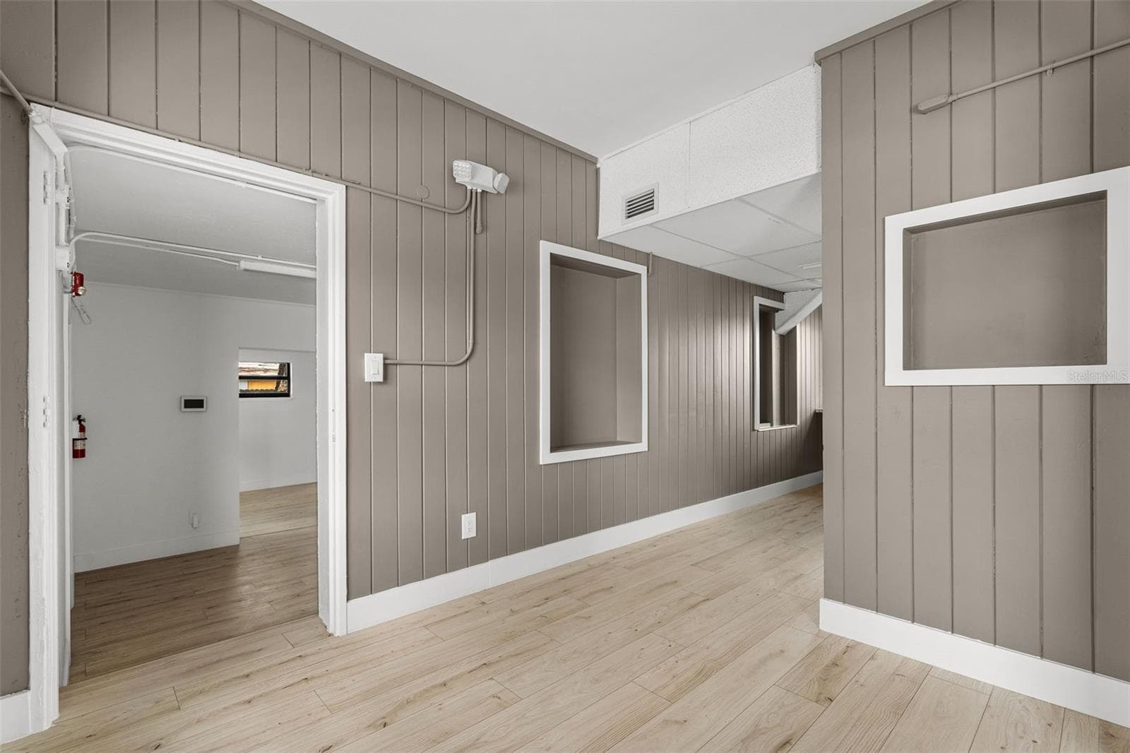 Office at 10302 N NEBRASKA AVE, TAMPA, photo 16 of 26