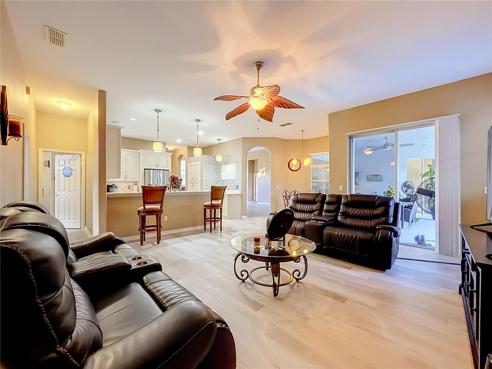 Single Family Residence at 1105 SHADOWBROOK TRL, WINTER SPRINGS, photo 14 of 39