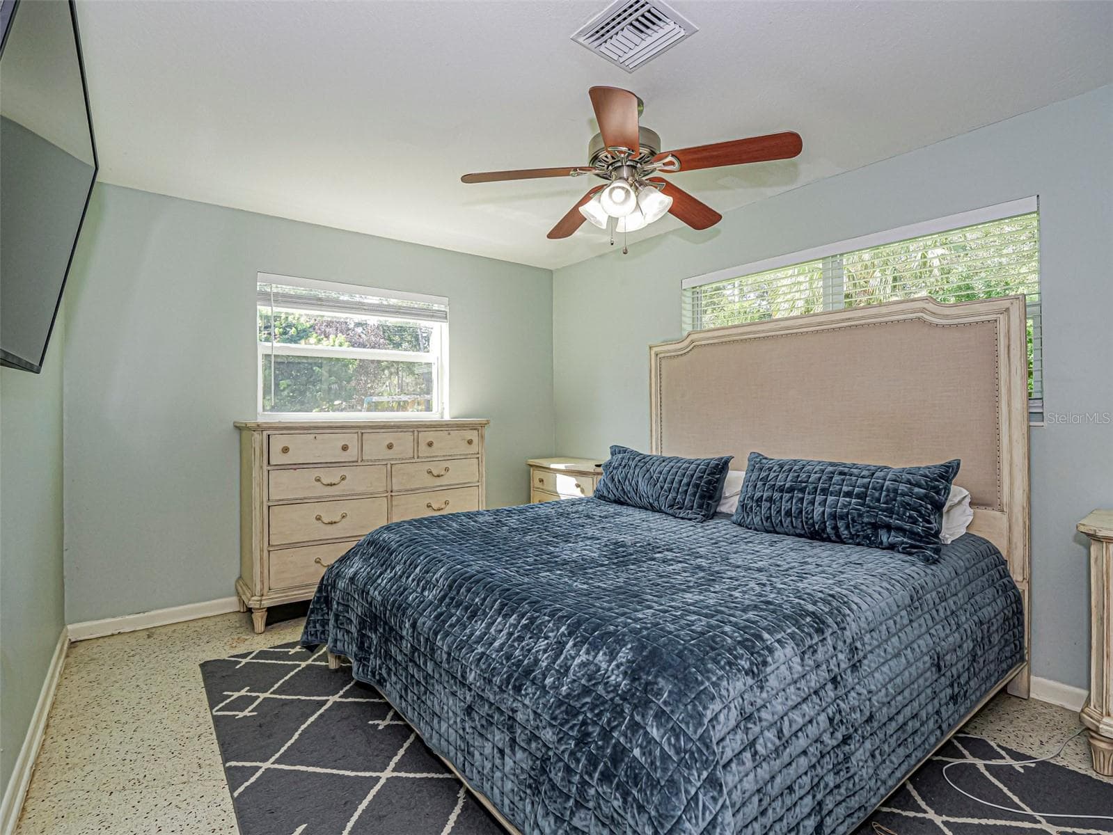 Single Family Residence at 2755 6TH PL, VERO BEACH, photo 14 of 35