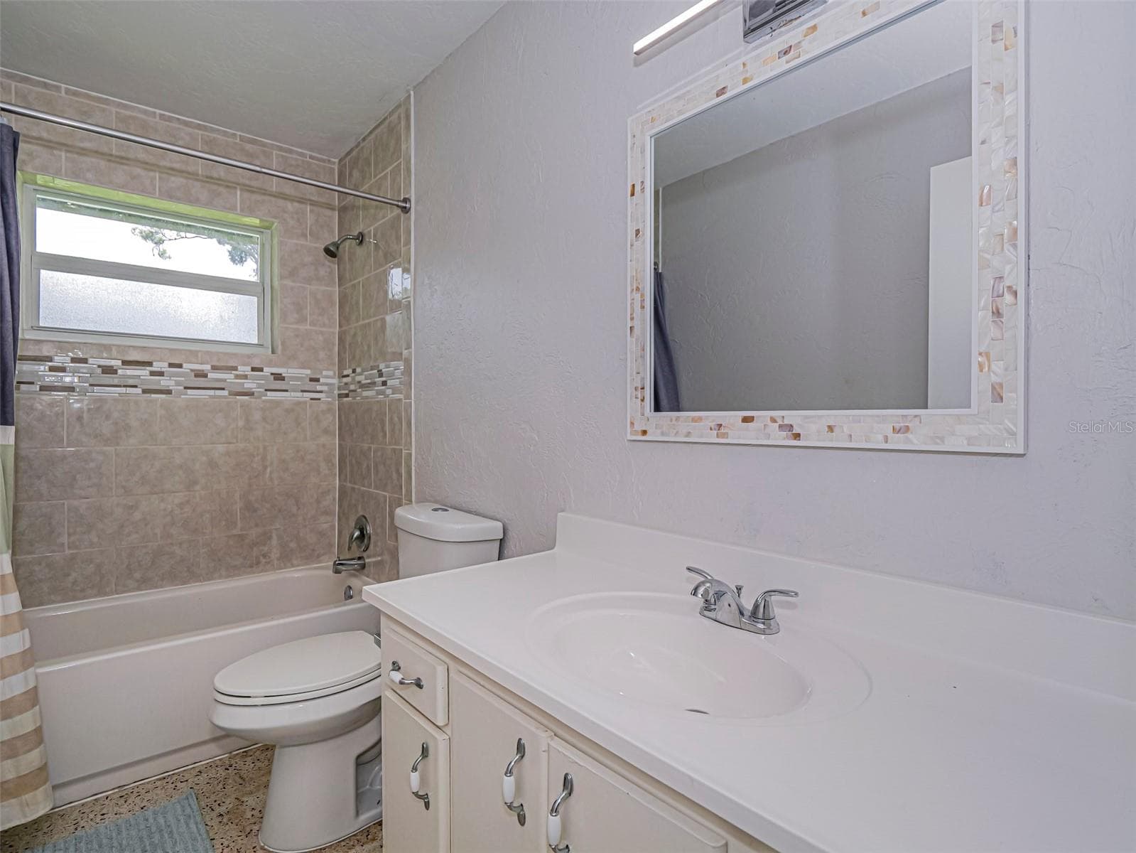 Single Family Residence at 2755 6TH PL, VERO BEACH, photo 20 of 35