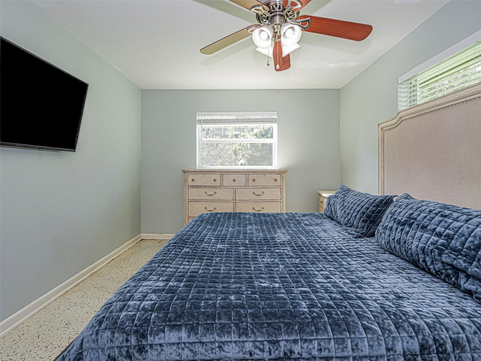 Single Family Residence at 2755 6TH PL, VERO BEACH, photo 21 of 35