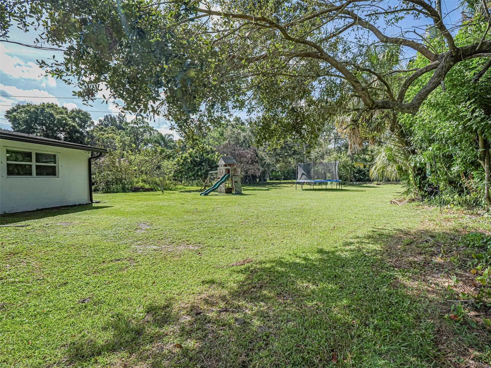Single Family Residence at 2755 6TH PL, VERO BEACH, photo 33 of 35