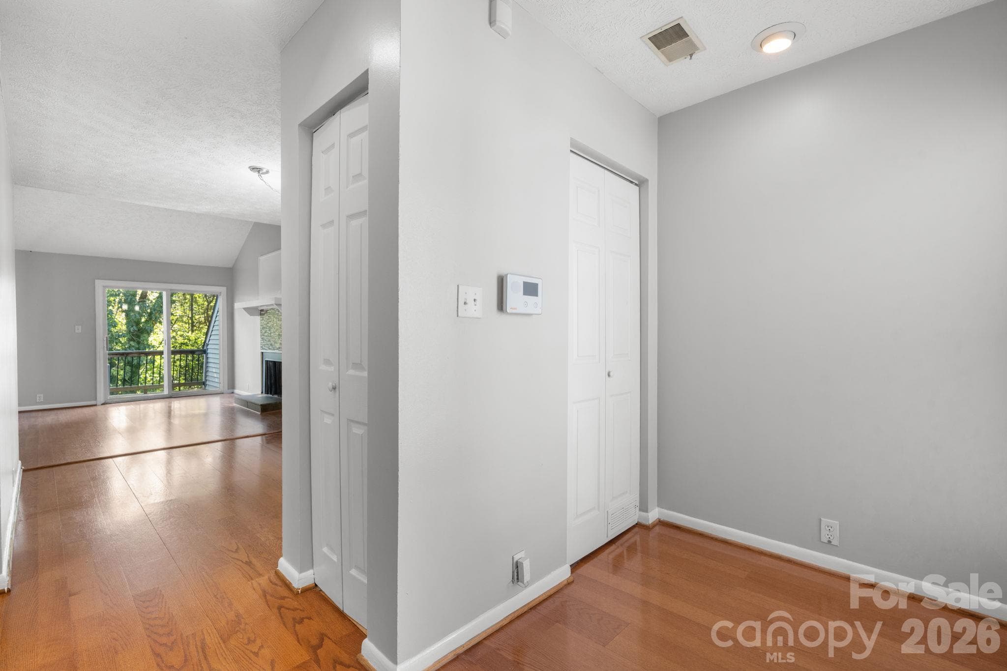 Condominium at 1050 21st Avenue NW, Hickory, photo 4 of 27