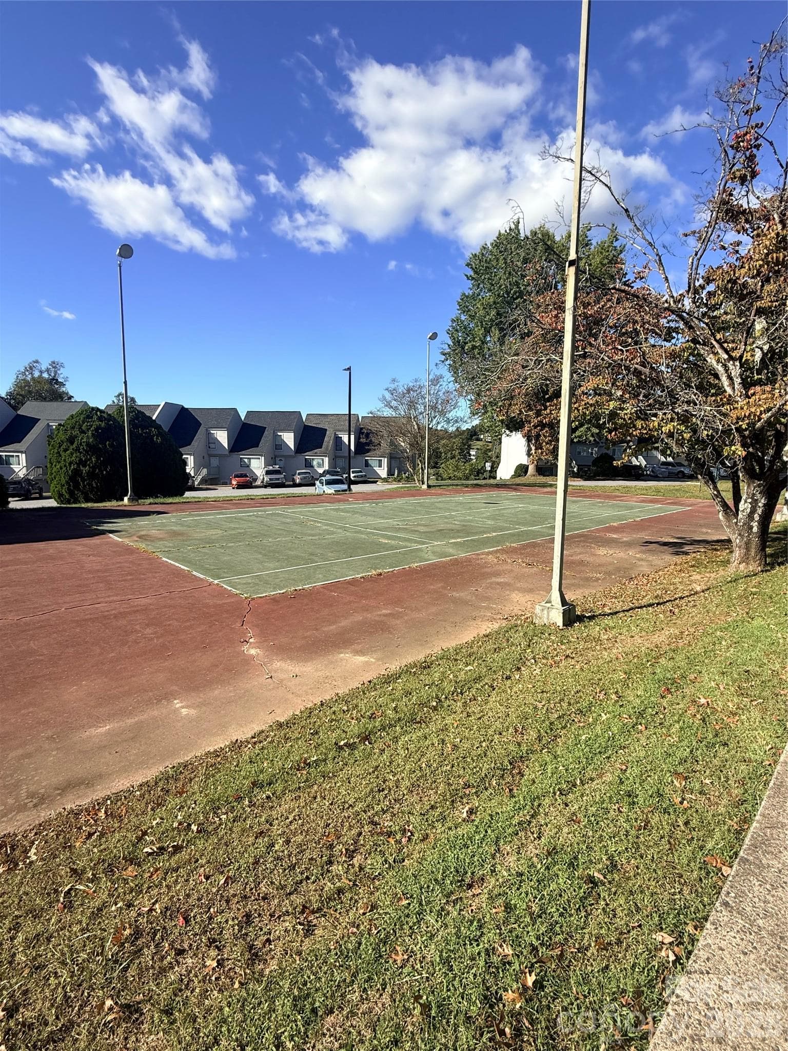 Condominium at 1050 21st Avenue NW, Hickory, photo 22 of 27