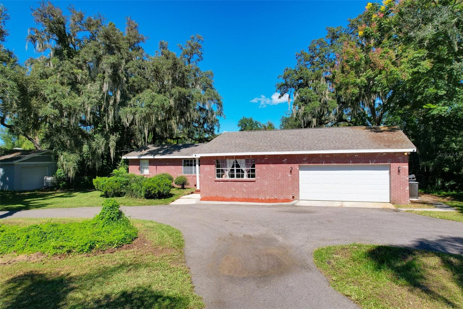 Single Family Residence at 1210 FRONT ST, VALRICO, photo 3 of 58
